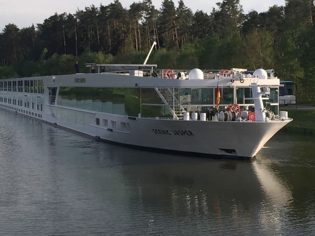 New On The Douro: Viking Osfrid & Scenic Azure 4 Scenic Jasper on the Main-Danube Canal. © 2015 Ralph Grizzle