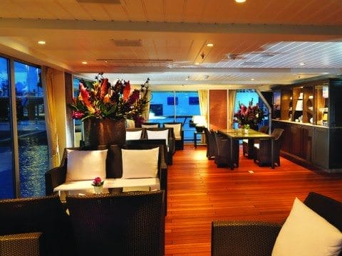 Amadolce Aft Lounge