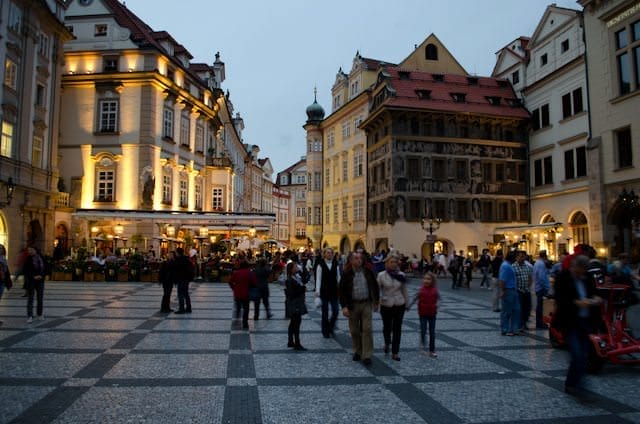 AmaWaterways Offers Complimentary Land Packages 1 ftdc prague 0518