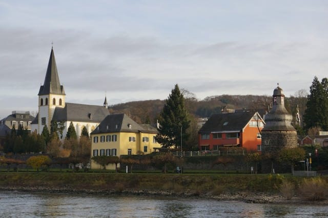 Leaving Cologne and along the Rhine. © 2013 Ralph Grizzle