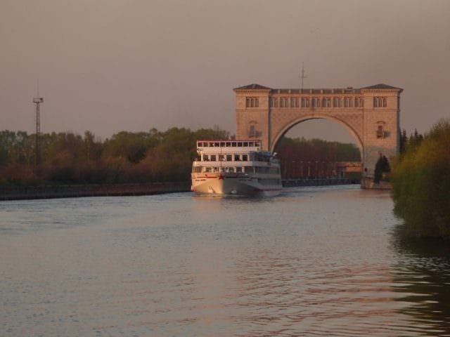 photo courtesy of www.bestrussiancruises.com