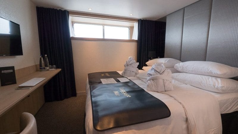 Standard Stateroom 100. © 2015 Ralph Grizzle