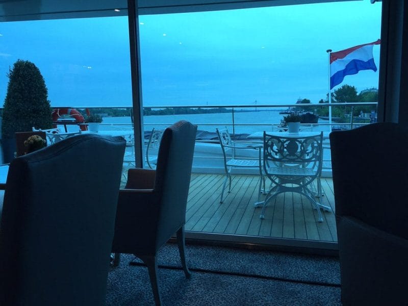 Aft view Leopard Bar. © 2015 Ralph Grizzle