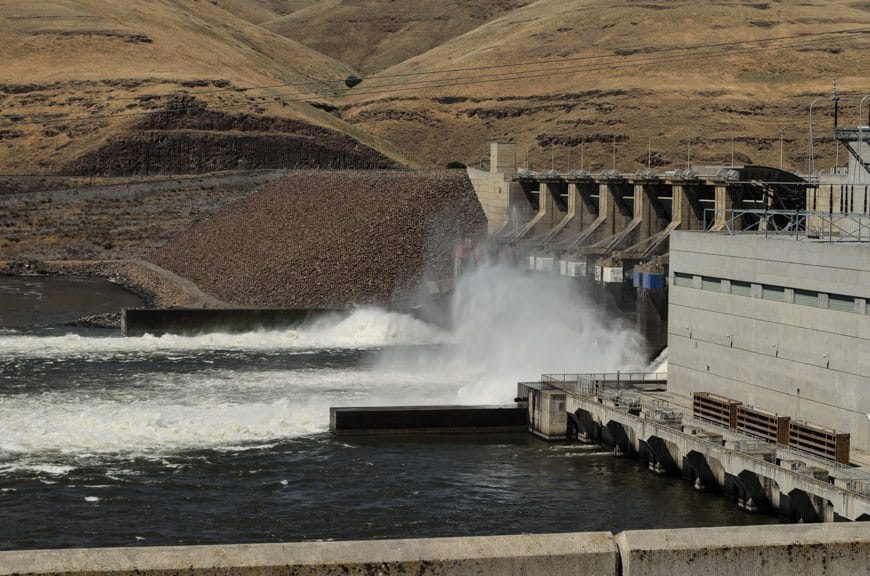 The raw power of the water is apparent the closer you get to the dam...Photo © 2015 Aaron Saunders