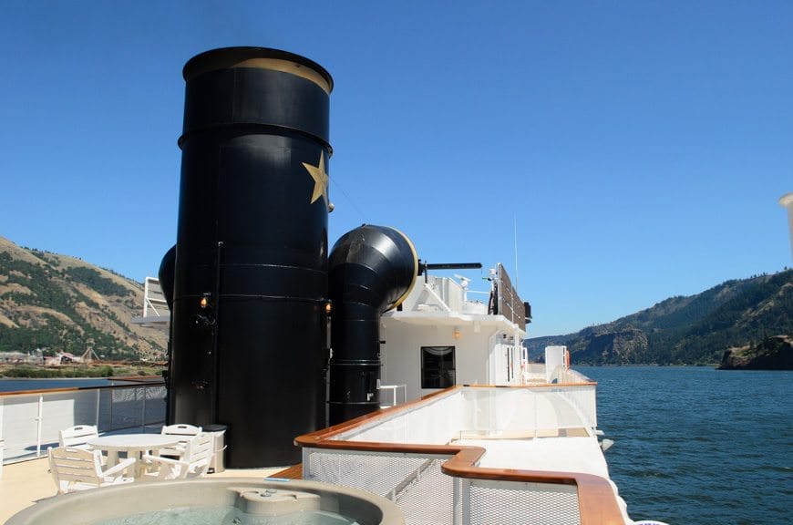 Just try to pry yourself from the outer decks - it's not easy! Photo © 2015 Aaron Saunders