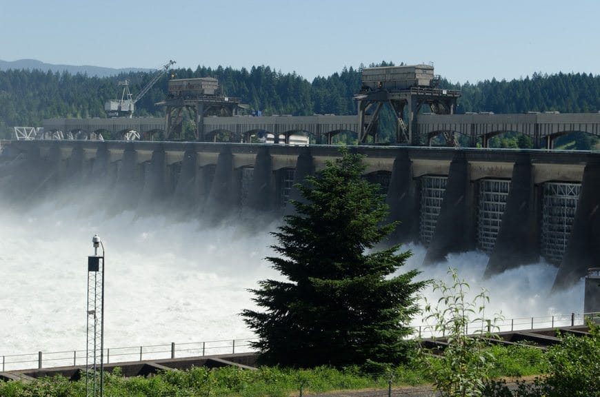 A look at the Washington State side of the Bonneville Dam. Photo © 2015 Aaron Saunders
