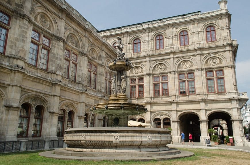 The Vienna Opera House. Photo © 2015 Aaron Saunders