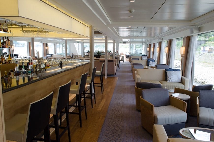The Viking Lounge: design perfected. Photo ©  2015 Aaron Saunders