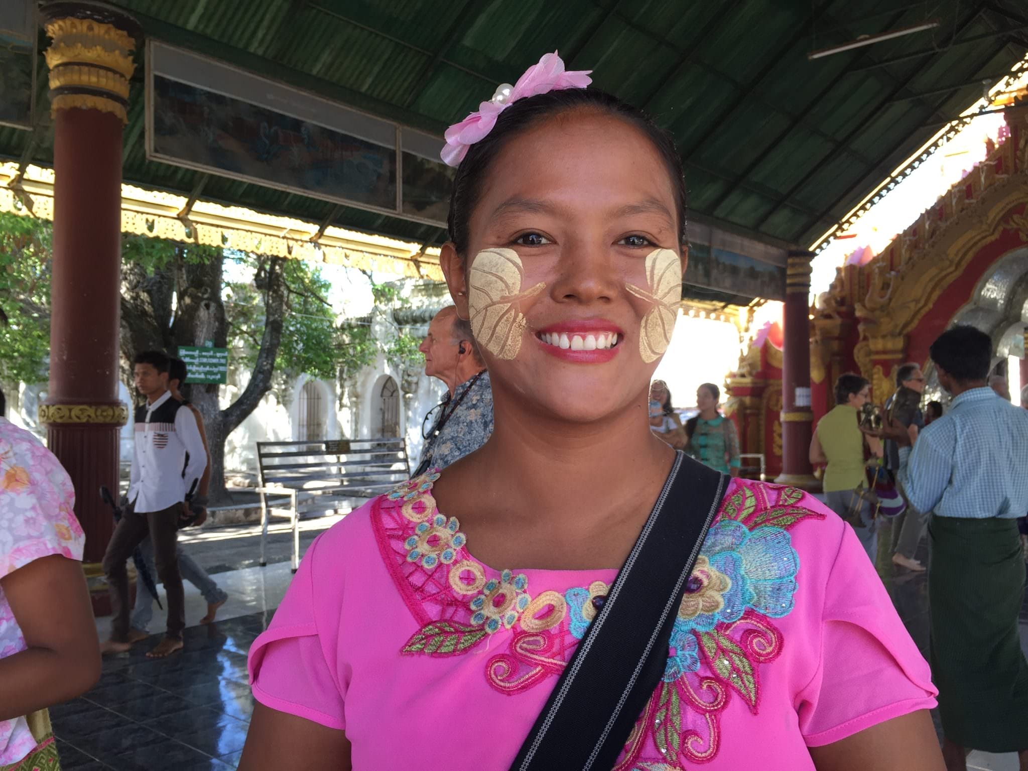 My impromptu thanaka artist. © 2015 Gail Jessen