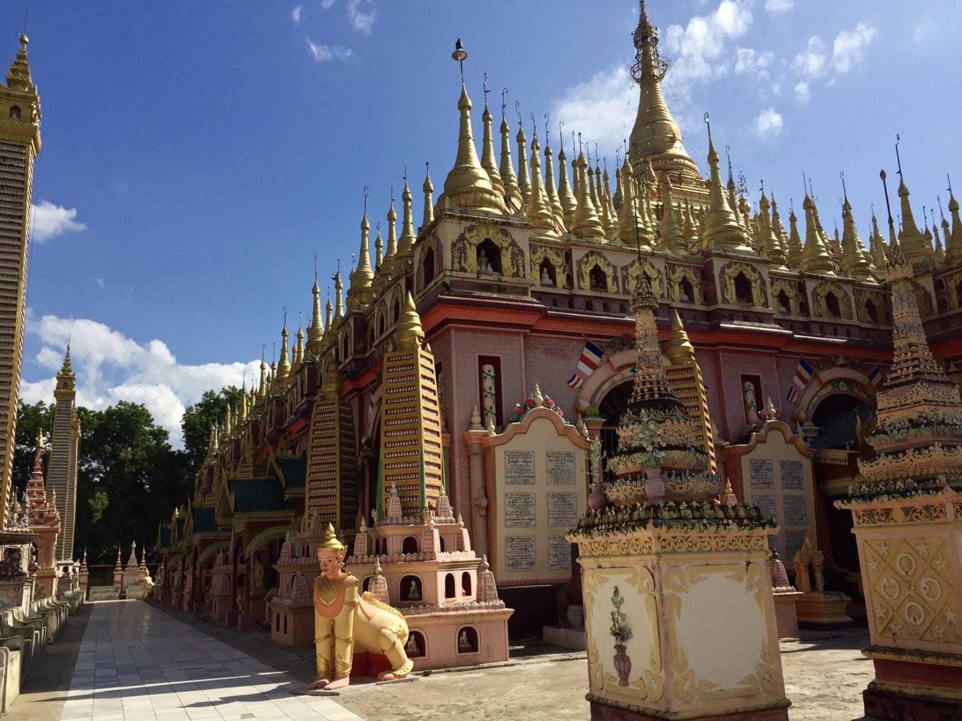 Viking Mandalay: 500,000 Buddhas In Monywa, Myanmar 1 IMG 7548