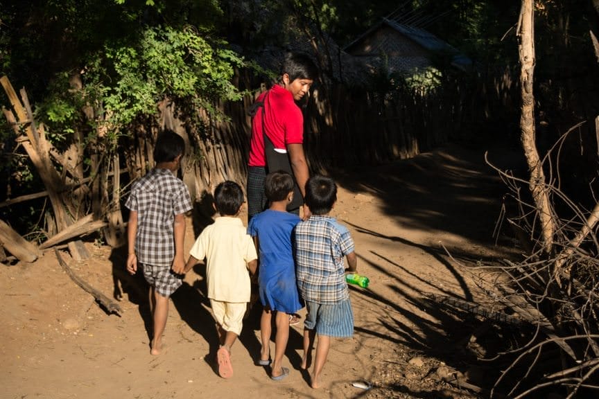 Local schoolkids follow around Viking Program Director Andrew. Photo © 2015 Aaron Saunders