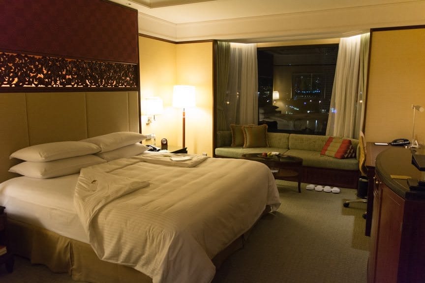 Hello, Bangkok! My room at the Shangri-La Bangkok, where I arrived just after two in the morning. Photo © 2015 Aaron Saunders