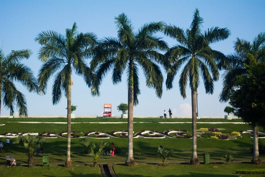 Well-manicured green areas and parks are everywhere. Photo © 2015 Aaron Saunders