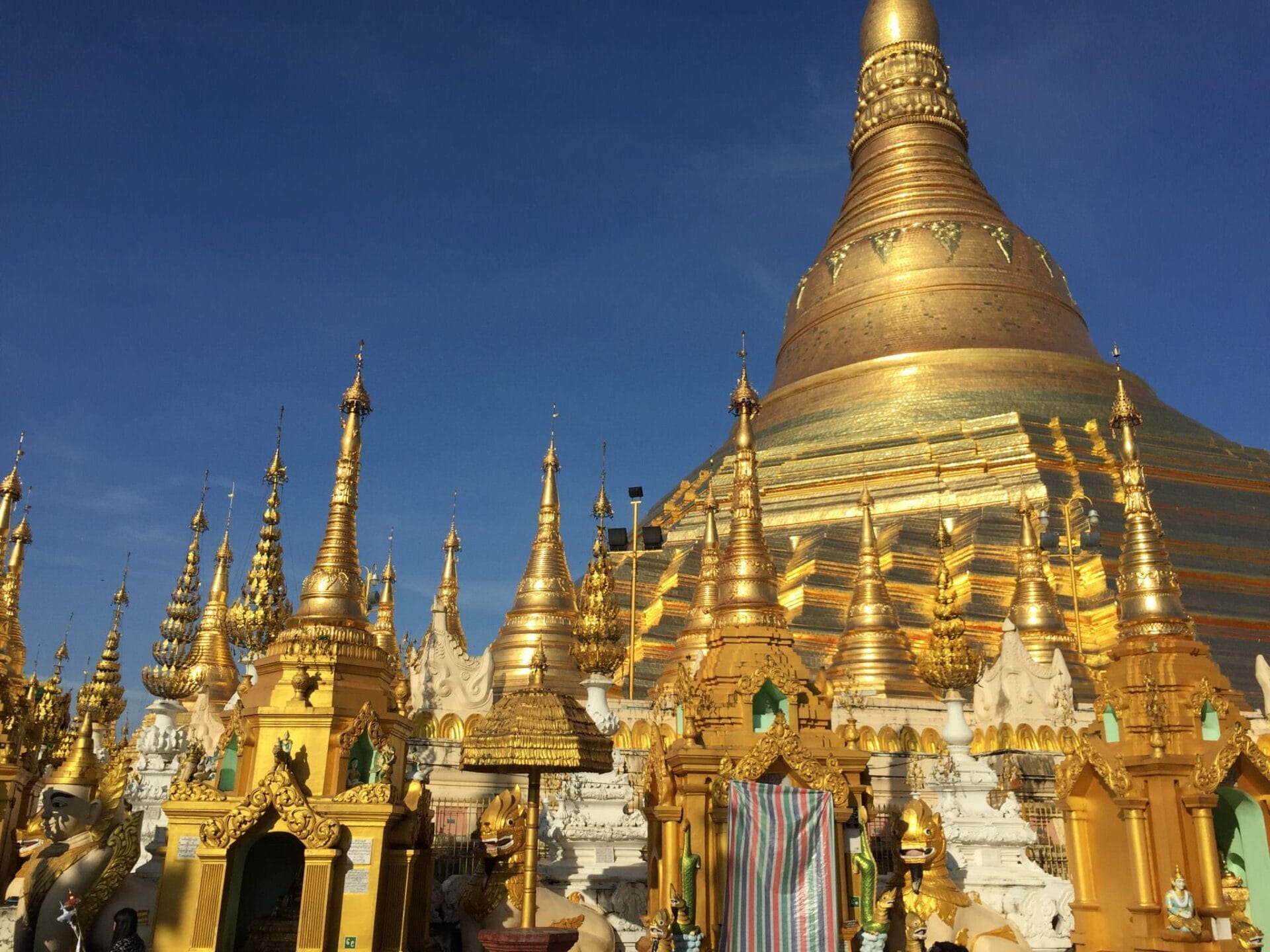 Shwedagon Pagoda, Yangon, Myanmar. © 2015 Gail Jessen 
