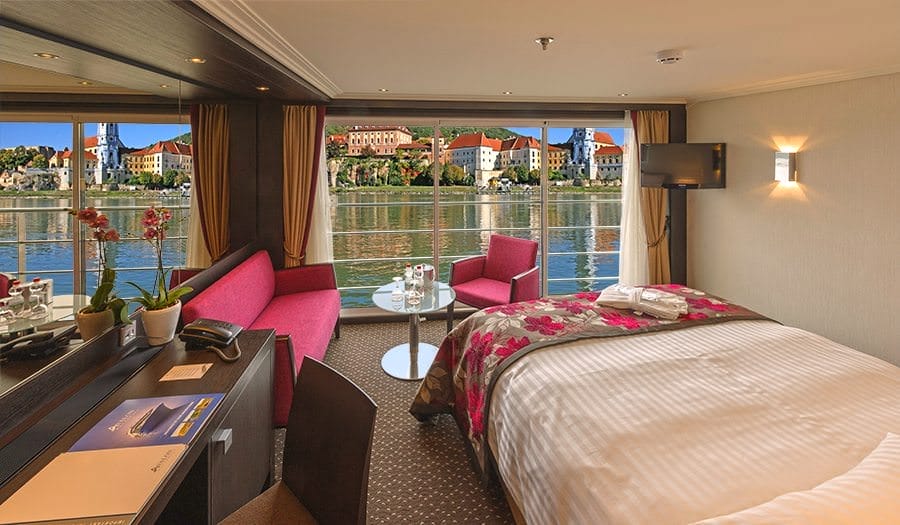 Avalon Imagery II Panorama Suite. Photo courtesy of Avalon Waterways.