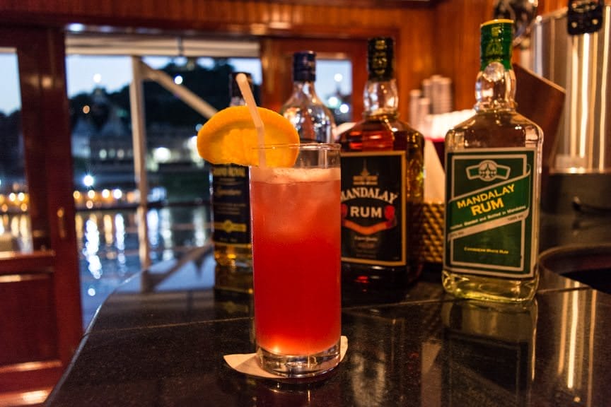 Tonight's locally-inspired cocktail. Photo © 2015 Aaron Saunders