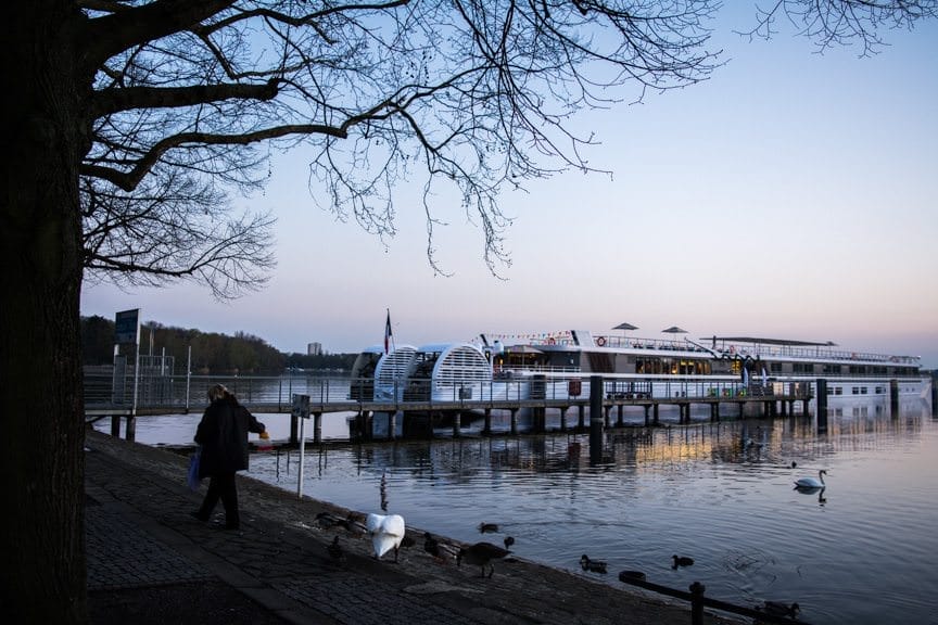 Elbe Princesse at dusk. Photo © 2016 Aaron Saunders