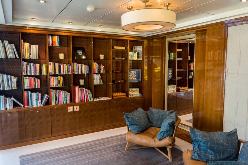 ...and books, for those who want to catch up on their reading. Photo ©  2016 Aaron Saunders