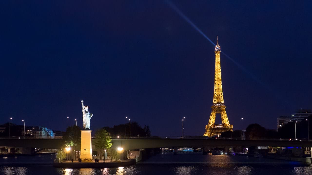 eiffel tower