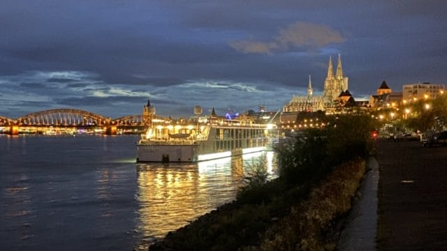 Crystal Bach In Cologne