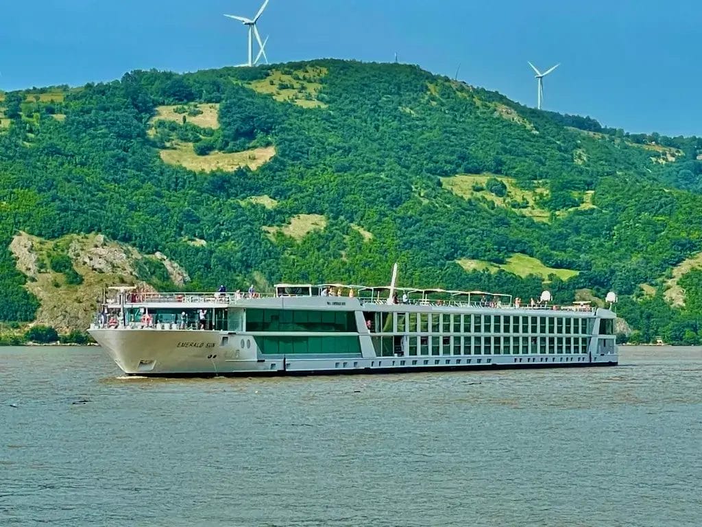 Emerald Sun on the lower Danube